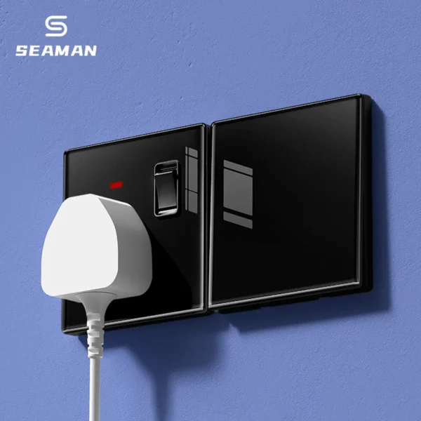 86-Type 16A Retro Durable Household Switch Socket Panel White Ultra-Thin Tempered Glass with 2 USB-C Ports