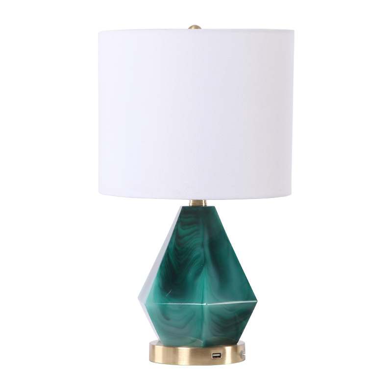 Nordic Home Decor Modern Luxury Bed Side Fabric Shade Metal Table Lamps Reading Lamps for Bedroom