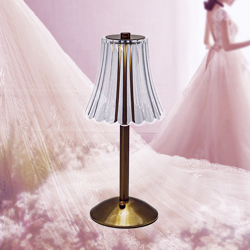 Luxury Cordless Rechargeable LED Table Lamp With Dimmable Touch Control for Restaurant Hotel Table Light