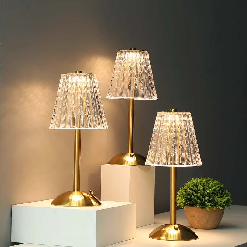 Nordic Modern Hotel Decor Bedside Luxury Desk Light Cordless USB Rechargeable Acrylic Crystal Lampshade LED Table Lamp